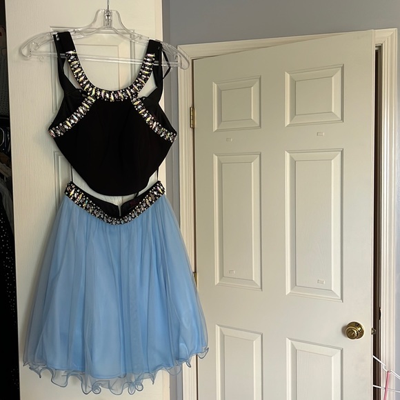 Dresses & Skirts - Homecoming dress